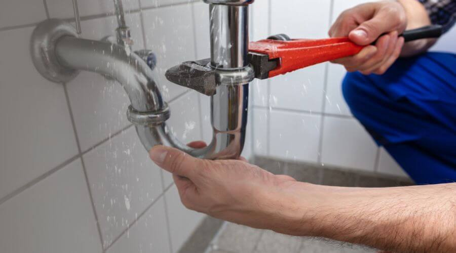 Electric tankless water heater installation in Jelm, WY